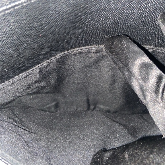 Liz Claiborne 10"x 8.5" Padded Tablet Sleeve. Liz Claiborne Padded Tablet Case. - Picture 10 of 15